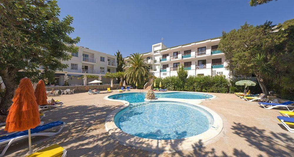 Apartamentos Cala Llonga Cala Llonga  Eksteriør bilde